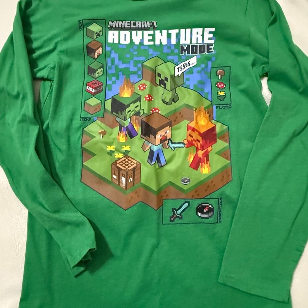 Mojang Green Minecraft Long Sleeve Tee